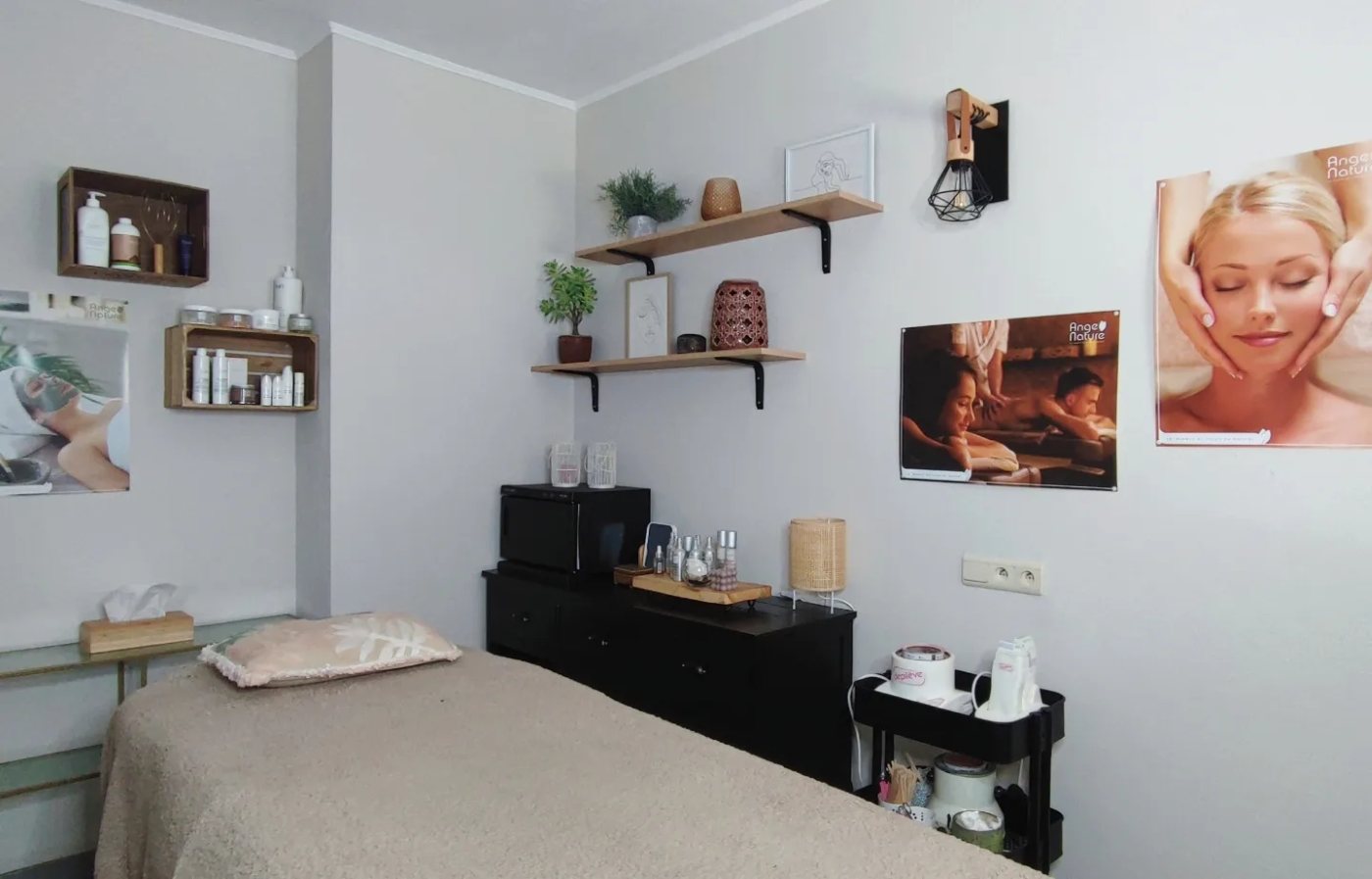 La cabine de soins de l'institut